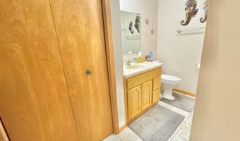 1204 3rd Ave NE, Bowman, ND 58623