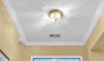 18 Powderhorn Way, Allentown, NJ 08501