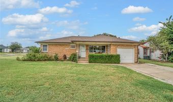 121 Pine Ave, Altus, OK 73521