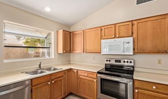3111 W BAYLOR Ln, Chandler, AZ 85226