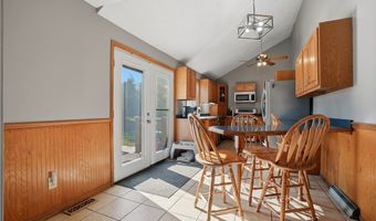 1186 Plymouth Rd, Ashtabula, OH 44004