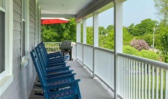 7 Prospect Ave, Narragansett, RI 02882