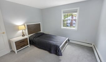 49 Kelseytown Rd, Clinton, CT 06413