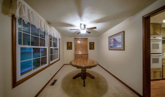 4 Orange Ln, Arkansas City, KS 67005