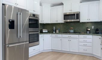 5557 Adelina Ct, Agoura Hills, CA 91301