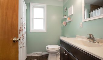 173 Terra Ln, Amherst, OH 44001