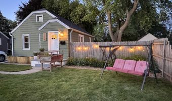 1416 N KENILWORTH Ave, Appleton, WI 54911