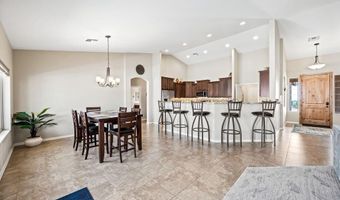 86 E MOON Vis, Apache Junction, AZ 85119