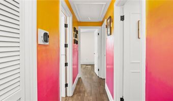 239 Richmond Dr, Warwick, RI 02888
