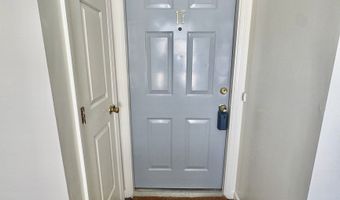 55 Mill Plain Rd 34-17, Danbury, CT 06811