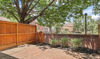 811 GIBBON St, Alexandria, VA 22314