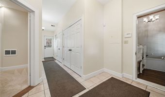 1400 Overlook Dr, Ashtabula, OH 44004