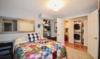 6153 SUMMER PARK Ln, Alexandria, VA 22315