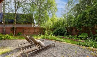 3414 Illiamna Ave, Anchorage, AK 99517