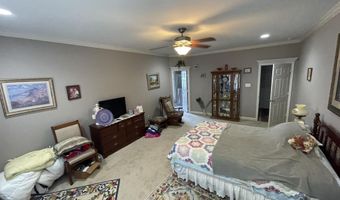 1756 White Oak Ln, Benton, AR 72019