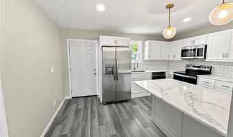 153 Martin Luther King Dr, Adairsville, GA 30103