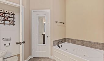 6025 GARRETT VALLEY Ln, Arlington, TN 38002