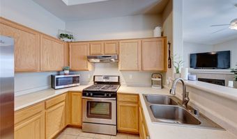 2305 W Horizon Ridge Pkwy 3621, Henderson, NV 89052
