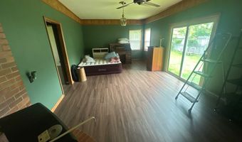 1104 W Center St, Beebe, AR 72012
