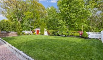 279 Nathan Ct, Aberdeen Twp., NJ 07721