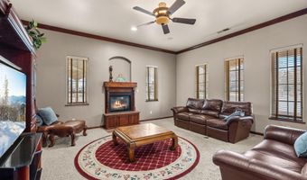 2686 Della Rd SW, Albuquerque, NM 87105