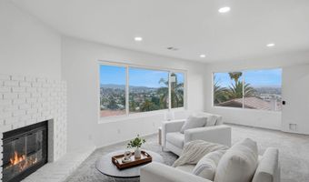 810 Omar Dr, Escondido, CA 92025