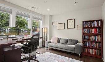 153 WINSOME Cir, Bethesda, MD 20814