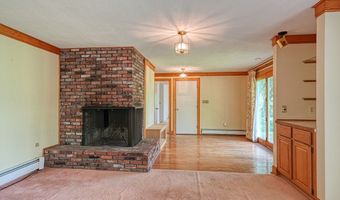 93 Vaughn Hill Rd, Bolton, MA 01740