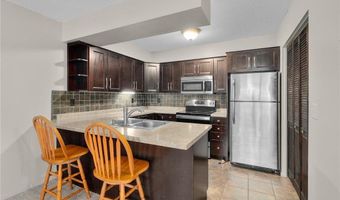 7765 157th St W, Apple Valley, MN 55124