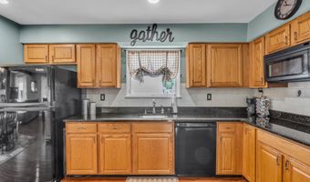 220 Edward Ave, Bayville, NJ 08721