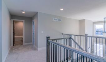 935 168th Ter, Basehor, KS 66007