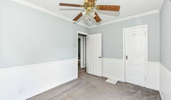114 South St, Southport, IN 46227