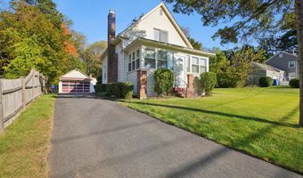 108 Woodland Ave, Bloomfield, CT 06002