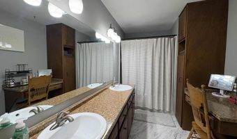 205 Washington Ave W, Albia, IA 52531