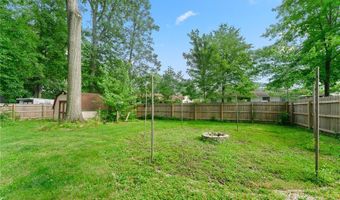4295 Maureen Dr, Austintown, OH 44511