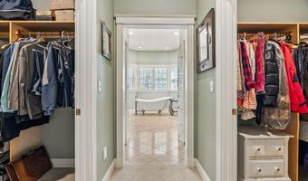 1026 Essex St, Bangor, ME 04401