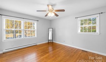 3420 Woodleaf Rd, Charlotte, NC 28205