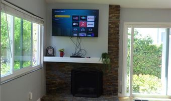 5650 Lake Lindero Dr, Agoura Hills, CA 91301