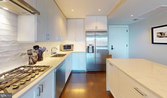 925 N FAIRFAX St 804, Alexandria, VA 22314