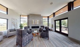 2704 S Spurway Dr, Ann Arbor, MI 48105