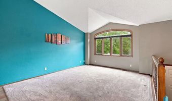900 E Magnolia Dr, Brandon, SD 57005