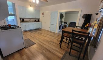 5958 Weaver Rd, Conneaut, OH 44030