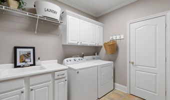 1614 Pinnacle Point Dr, Alcoa, TN 37701