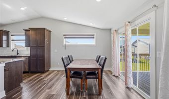 706 NE Country Meadow Dr, Ankeny, IA 50021