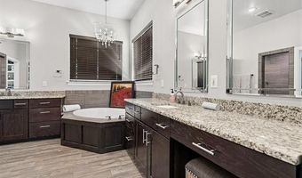 1451 Gateway Rd, Ardmore, OK 73401