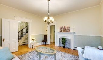 271 Essex St, Bangor, ME 04401
