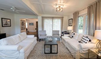1003 Broad River Dr, Beaufort, SC 29906