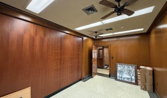 330 E College, Batesville, AR 72501