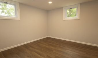 703 Johnson Ave, Ava, MO 65608