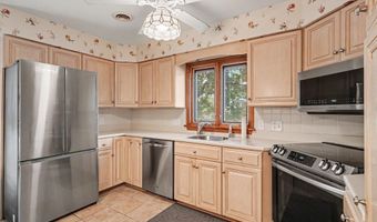 102 GRACEFORD Dr, Aberdeen, MD 21001